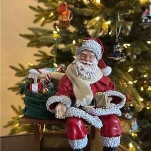 Vintage Clothique Santa Claus Feeding Birds Figurine